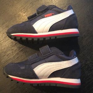 Toddler Puma Sneakers size 4 t